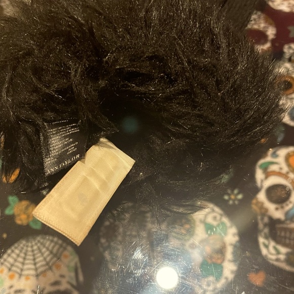 A N N  T A Y L O R  Faux Fur Gloves🧤‼️FREE Pink Touchscreen gloves w/purchase‼️ - Picture 6 of 10